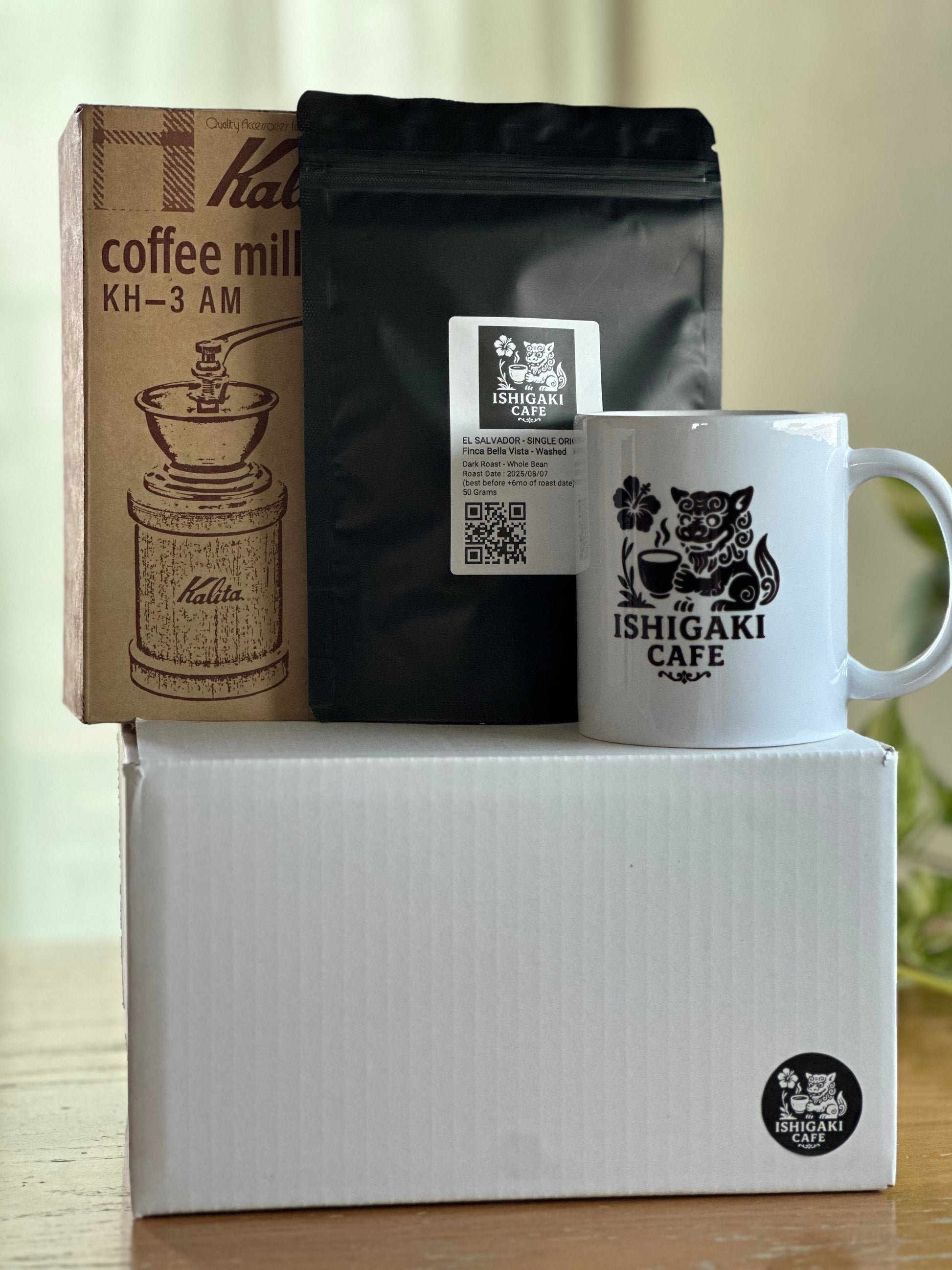 Starter Gift Box – Grinder, Ishigaki Cafe Original Mug & Coffee Set