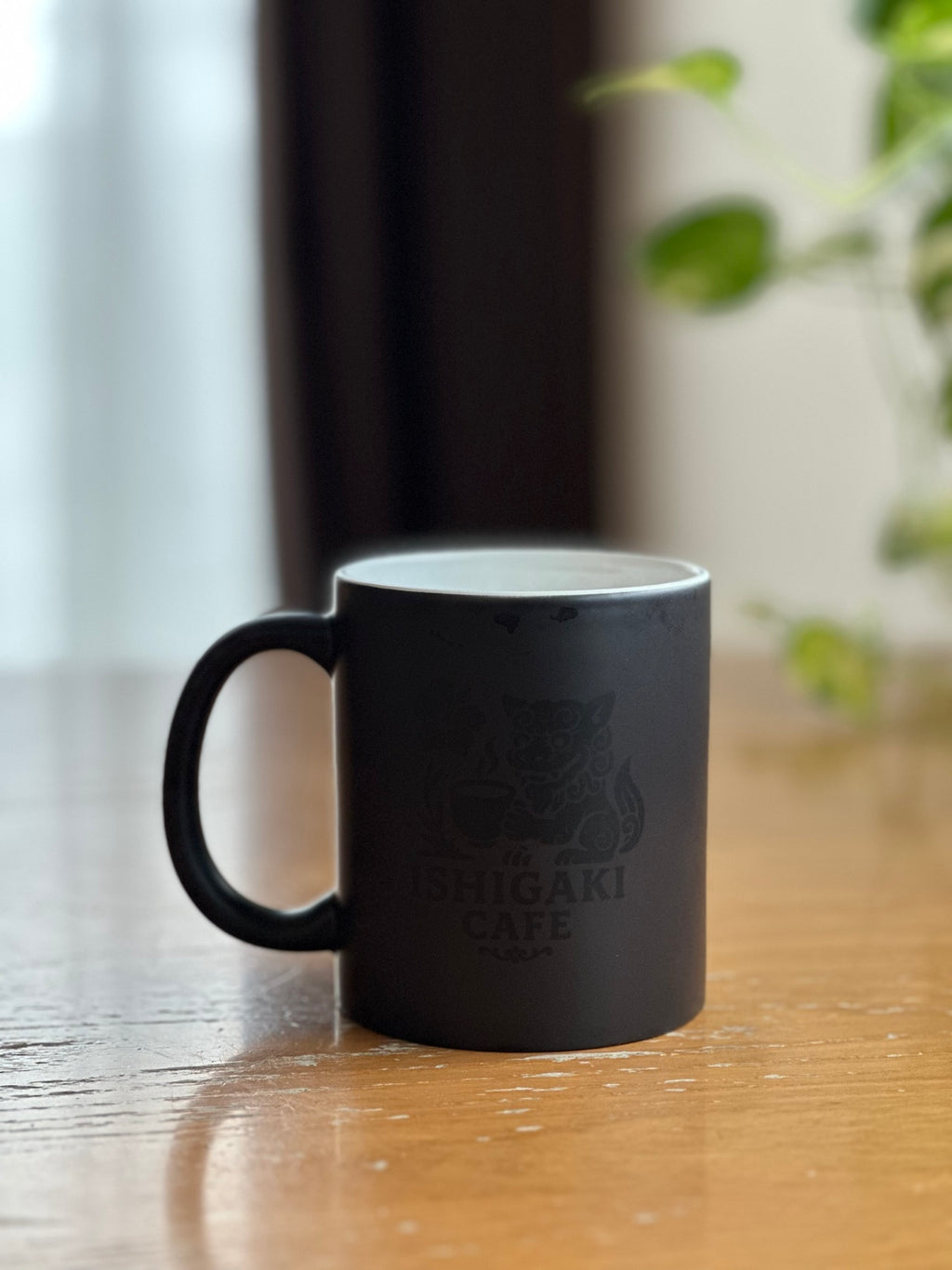 Ishigaki Cafe Original Black Mug – 350ml Color Changing